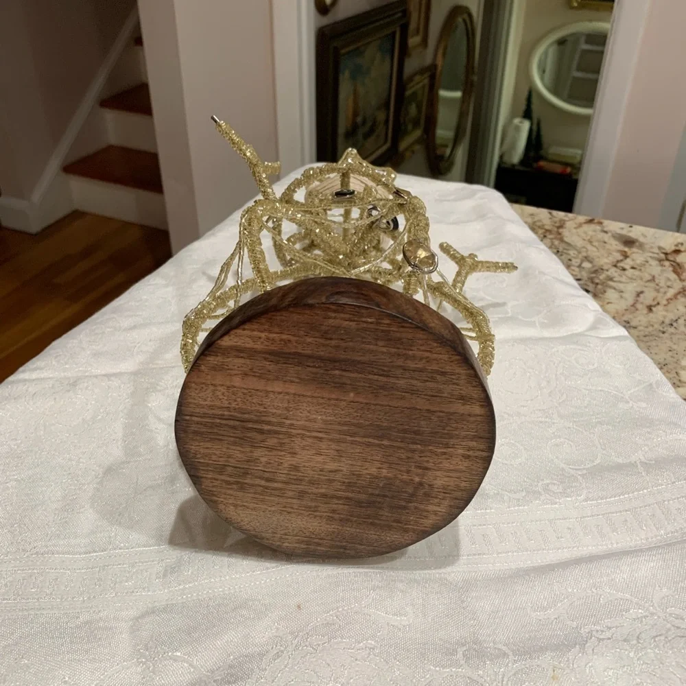 Snowman candle holder with wood base
